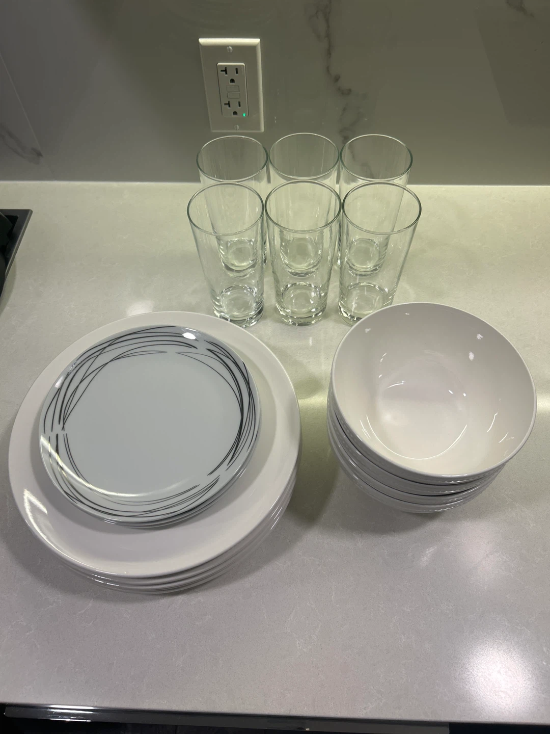 Dinnerware Set - Plates, Bowls, and Glasses - photo 2