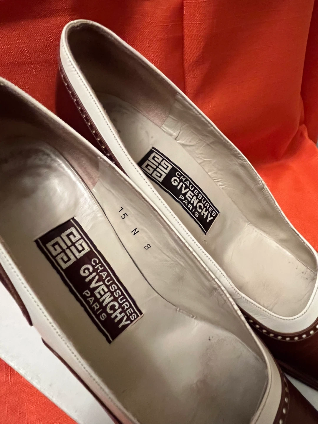 Givenchy Paris Brown & White Leather Heels - photo 3