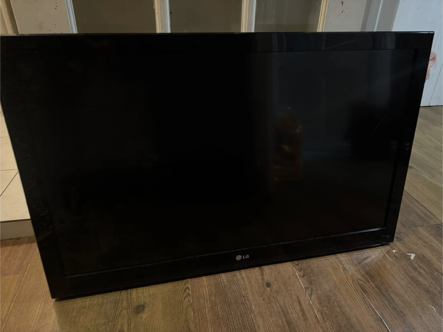 LG Television