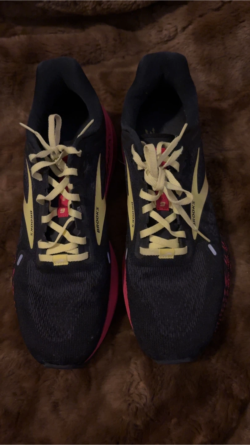 Brooks Running Shoes - Black/Yellow/Pink - photo 3
