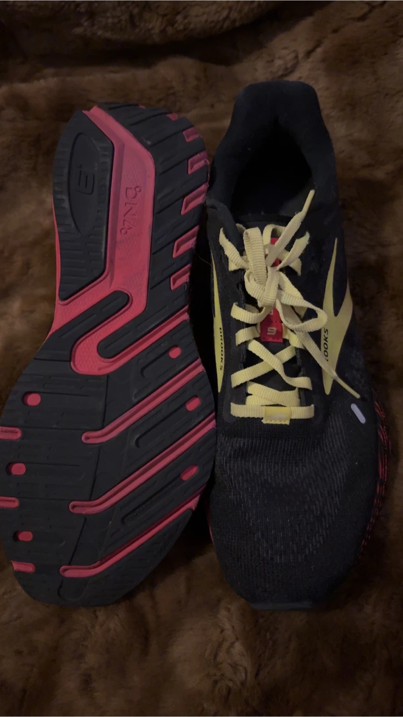 Brooks Running Shoes - Black/Yellow/Pink - photo 2