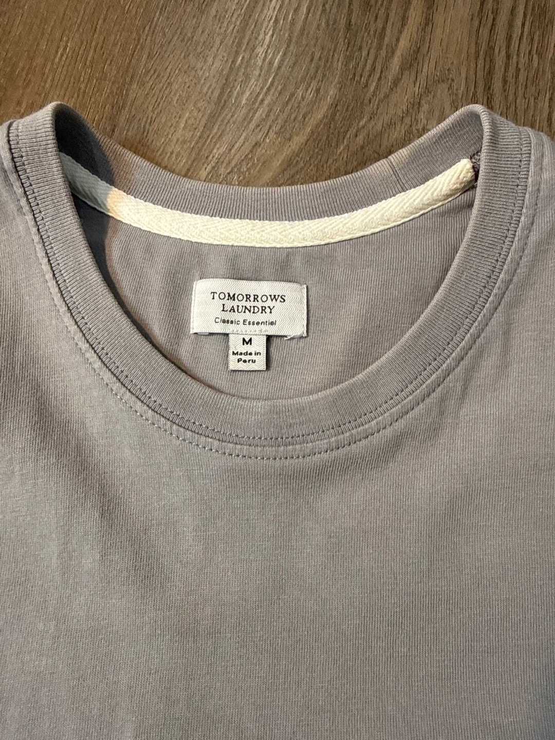 Tomorrow's Laundry Classic Essential T-Shirt - Size M - photo 2