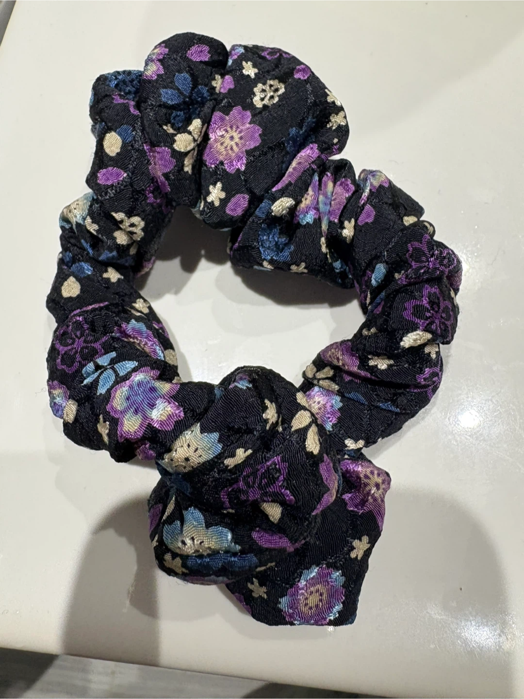 Free from Japan Black sakura Scrunchie 🧡 hair tie accessory