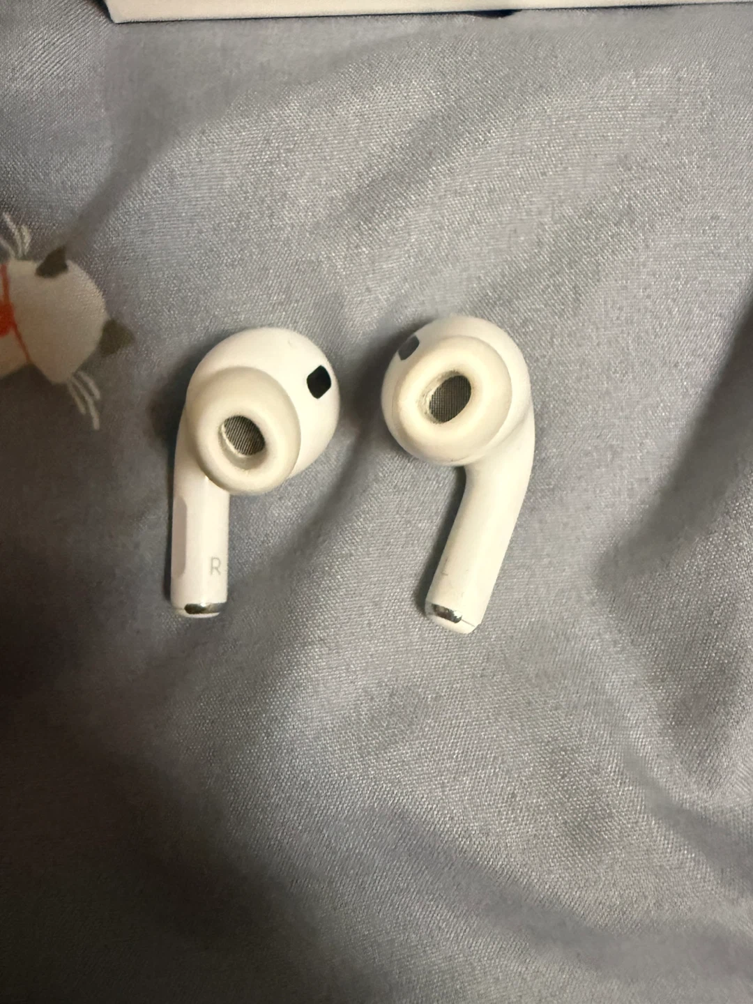 Apple AirPods Pro (2nd generation) only pods without case - photo 2