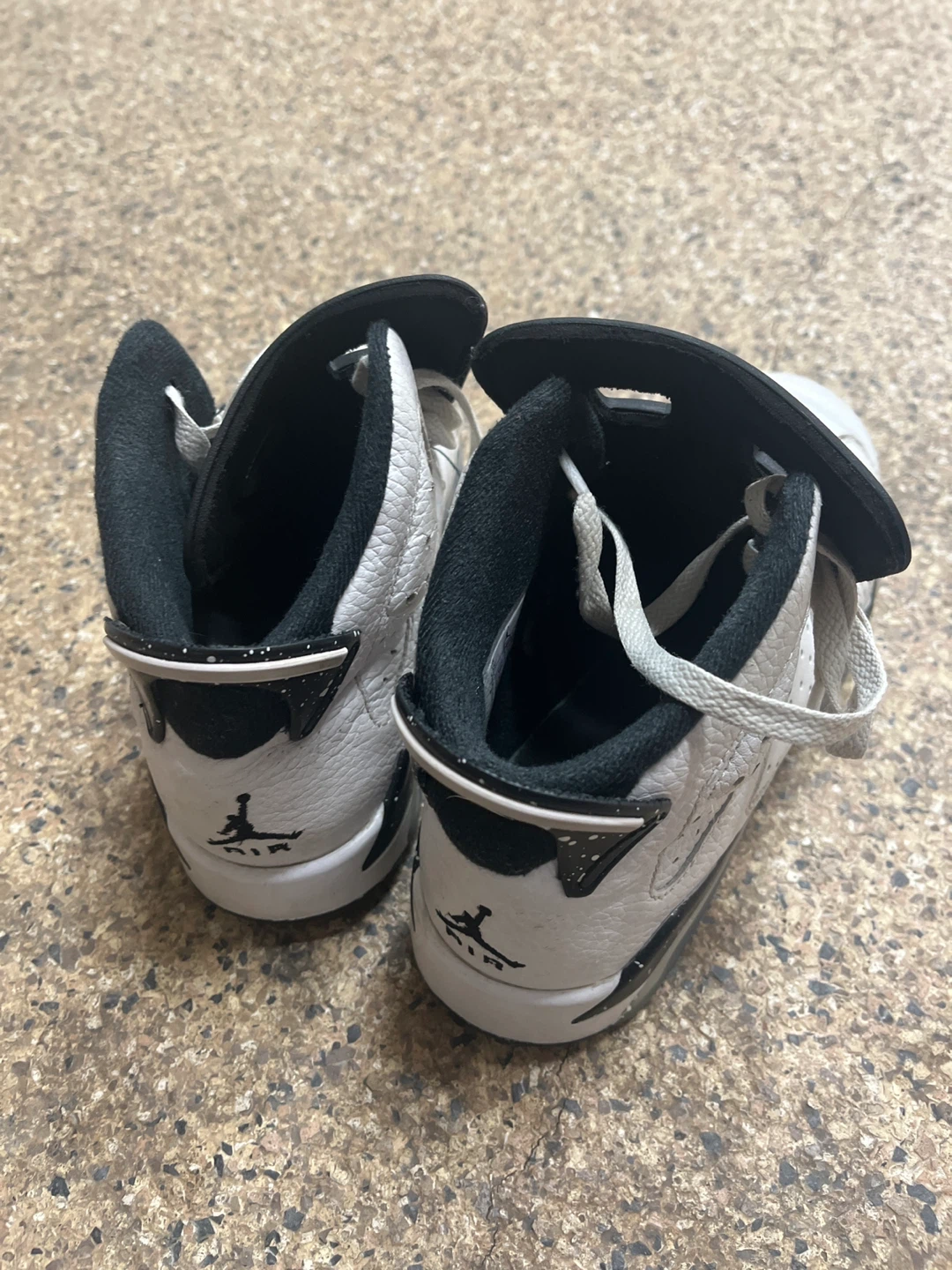 Air Jordan 6 Retro White Black Sneakers - photo 2