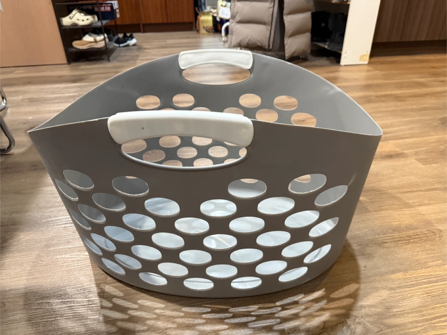 Grey Laundry Basket with White Handles - photo 2