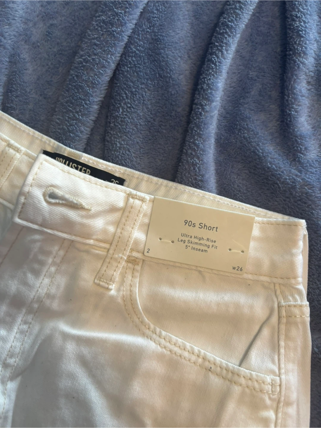 Hollister 90s Short Ultra High-Rise 3" Inseam - photo 2