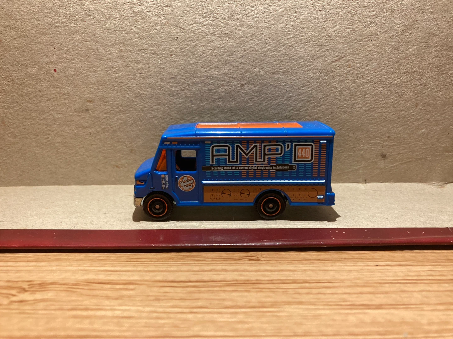 Matchbox Loose / AMP Express Delivery - photo 3
