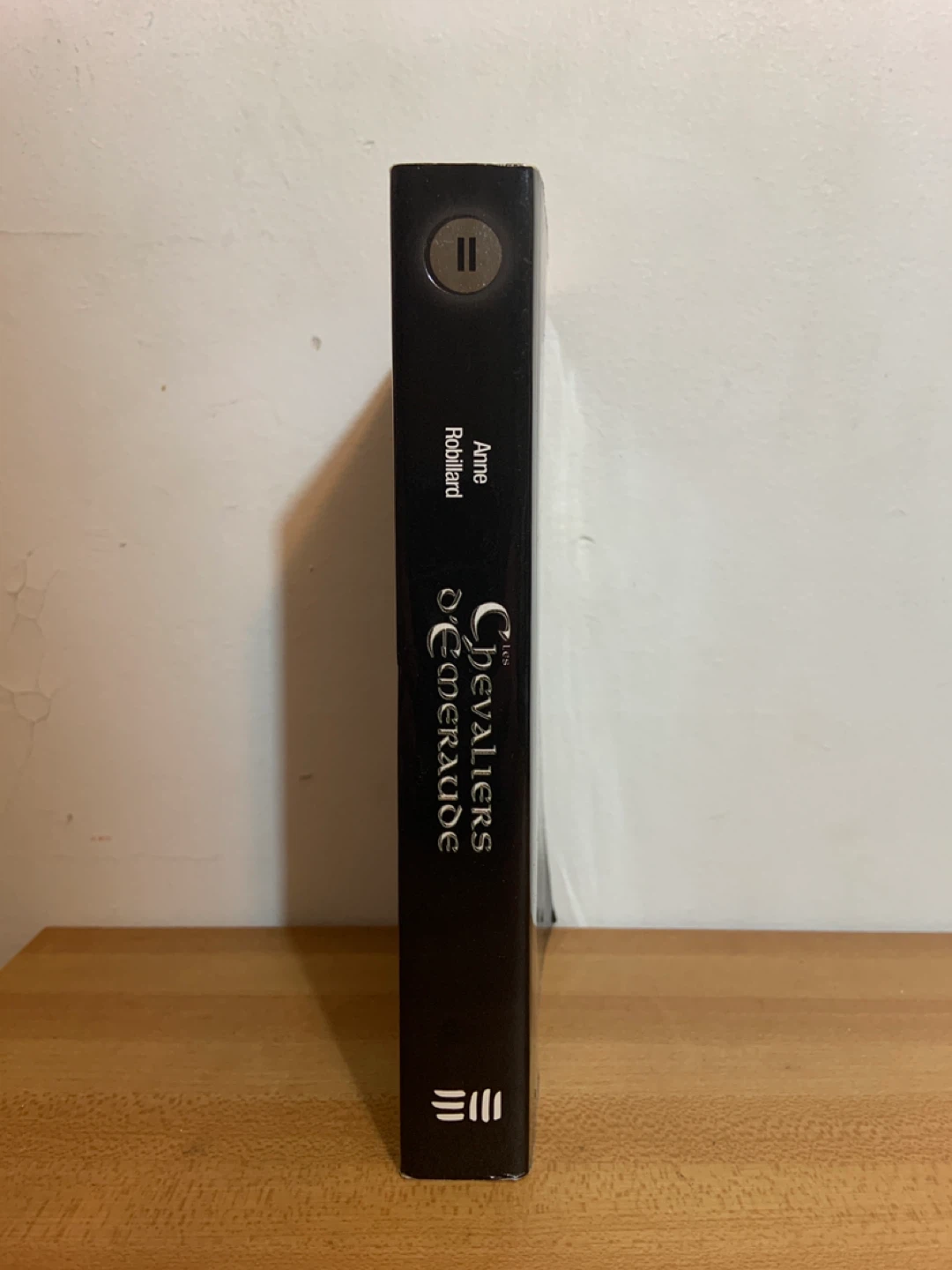 Les Chevaliers d’Émeraude Tome 2 – Anne Robillard - photo 3