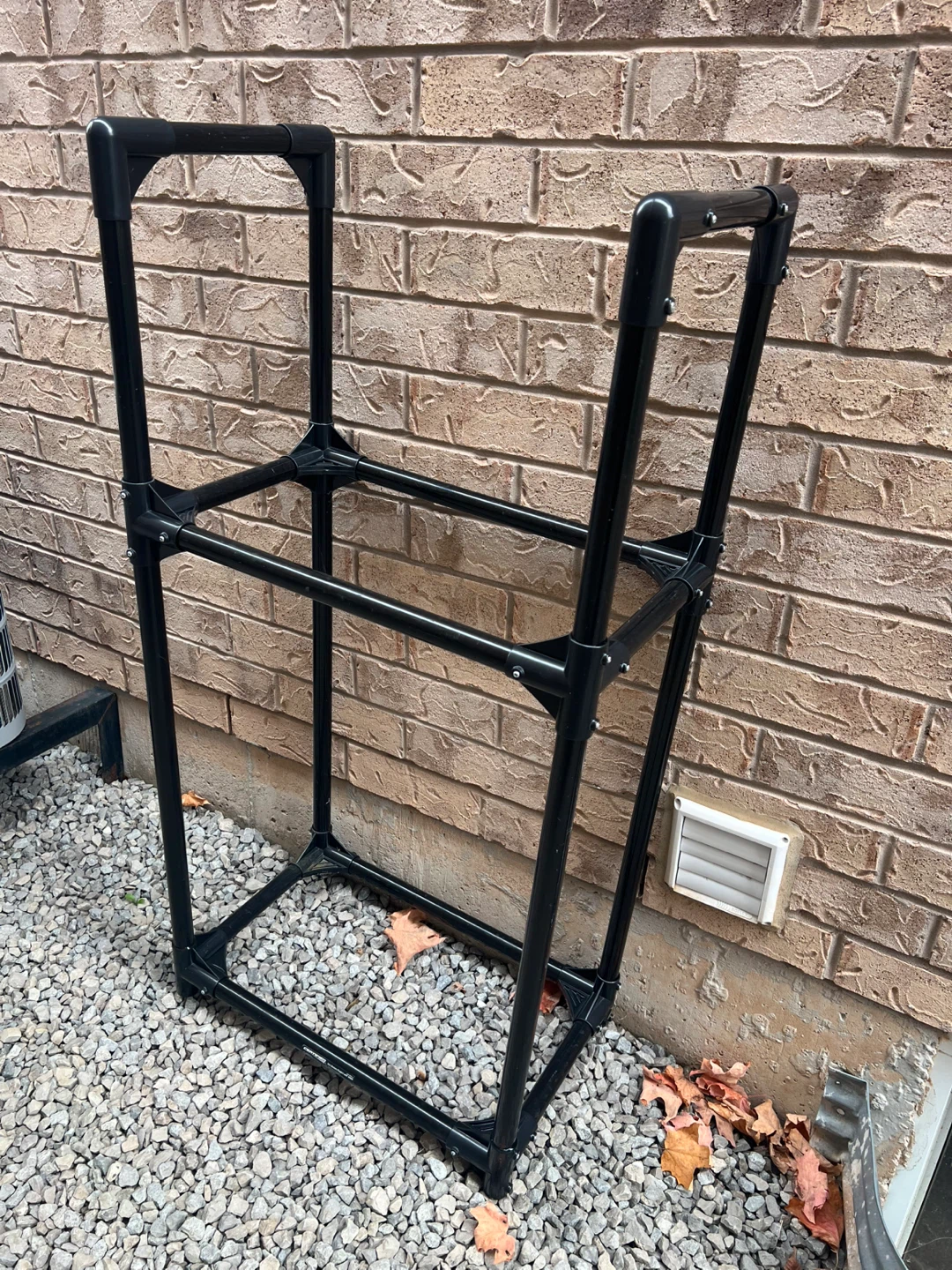 Black Metal Storage Tite Rack Stand