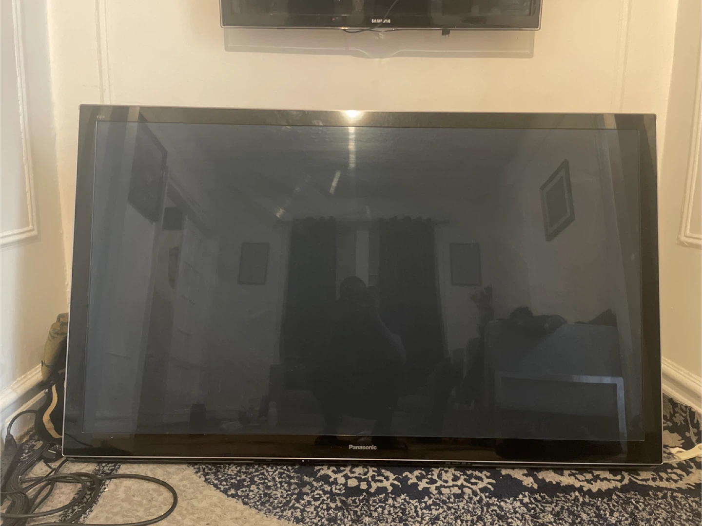 Panasonic Flat Screen HD TV - photo 3