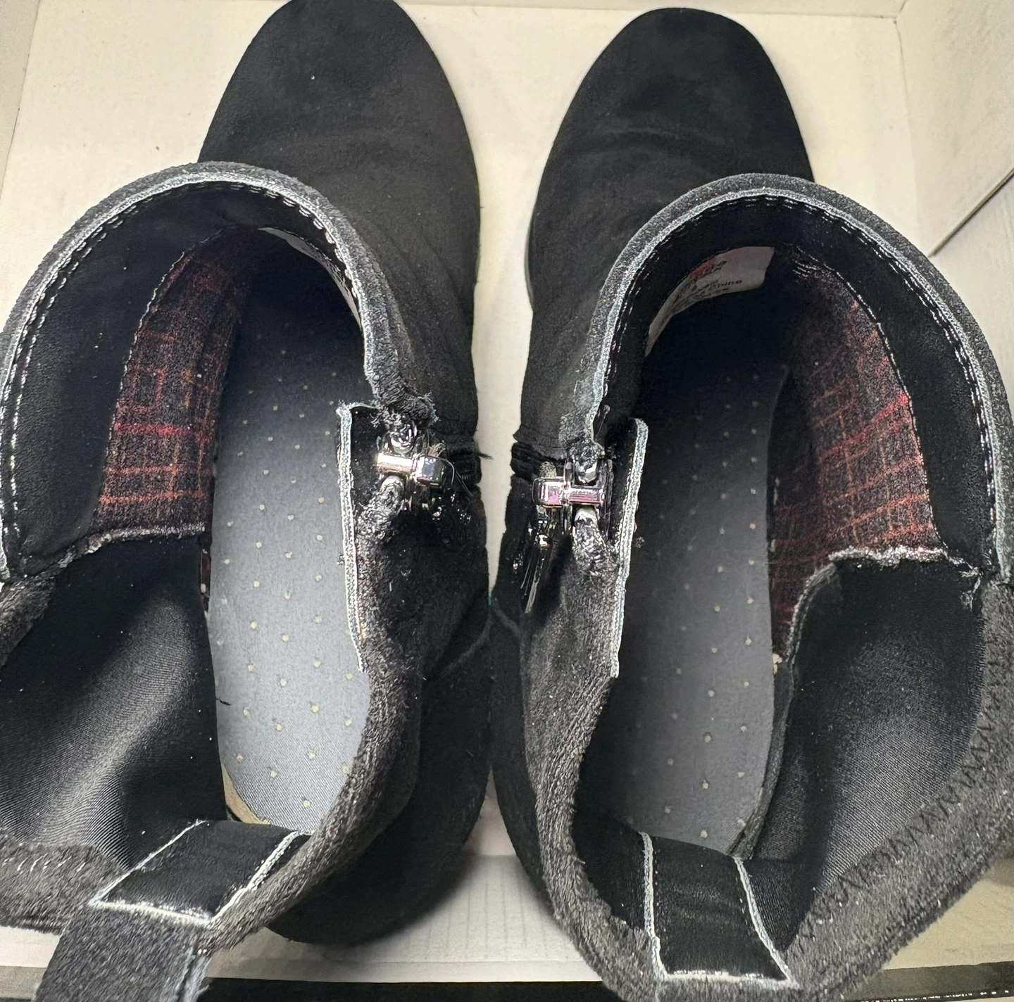 Women’s Blondo Colleen Black Suede Ankle Boots - Size 9 - photo 4