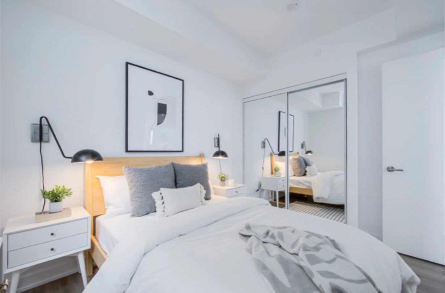 Modern Condo Apartment - photo 2