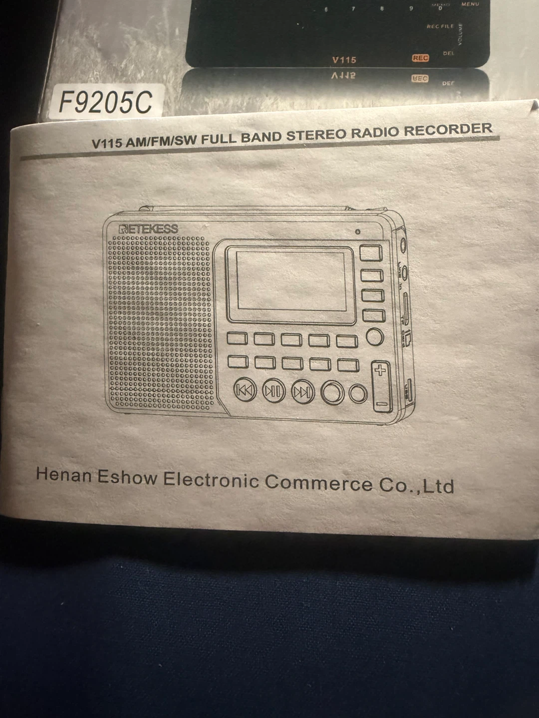 Reteviss V115 Portable AM/FM/SW Radio MP3 Player - photo 3