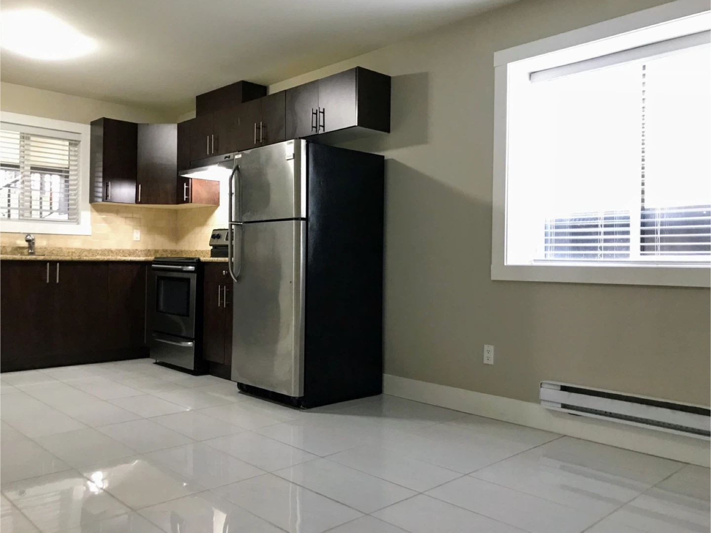 1 bedroom / 1 bathroom basement suit - photo 4