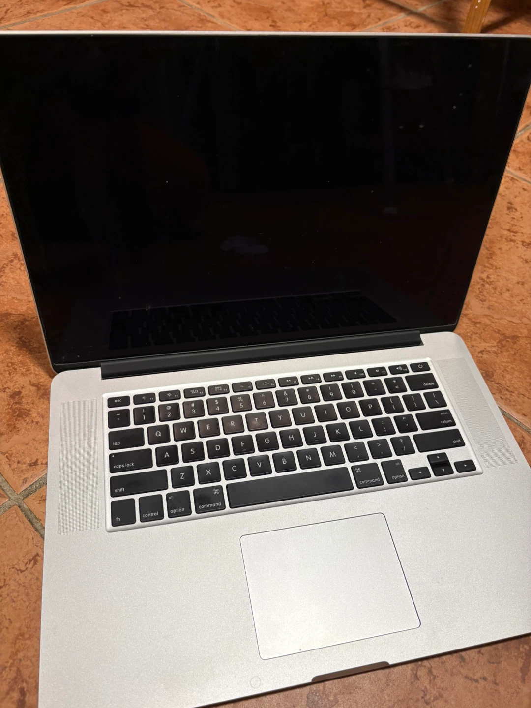 Apple MacBook Pro Retina 15-inch - photo 3
