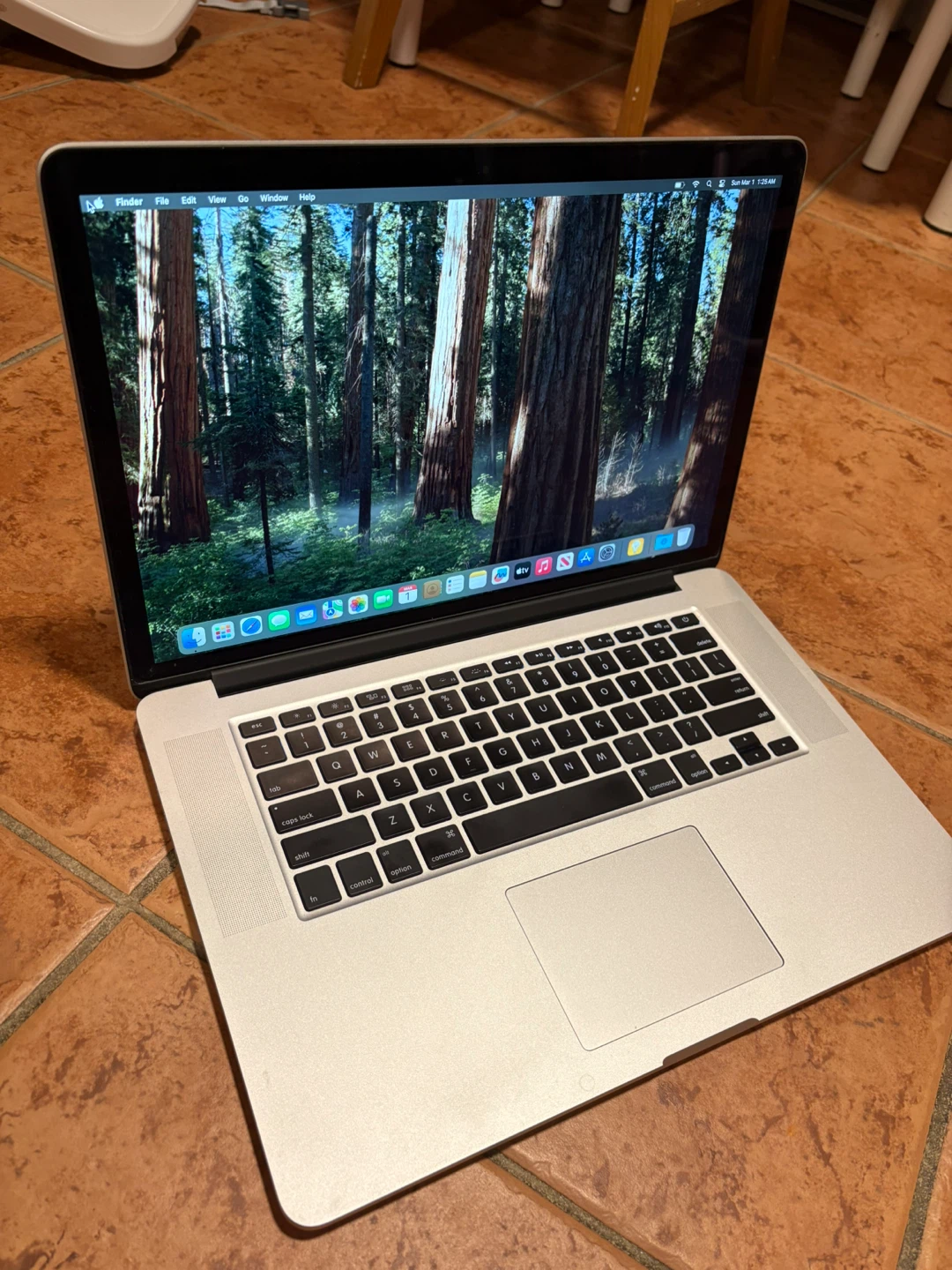 Apple MacBook Pro Retina 15-inch - photo 2
