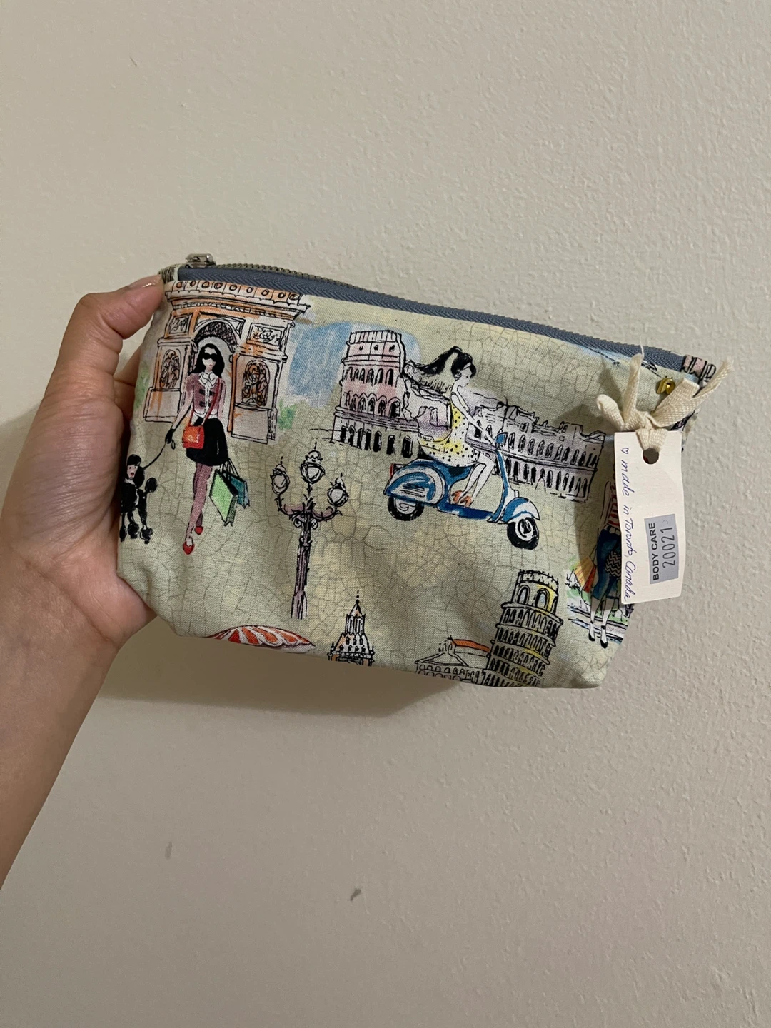 Parisian Shopping & Paris Travel - Cotton Makeup Pouch - photo 3