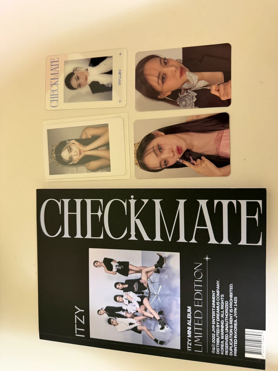 ITZY CHECKMATE Limited Edition Album for Sale