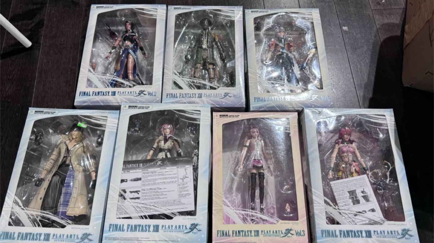 Final Fantasy XIII Play Arts Kai Action Figures