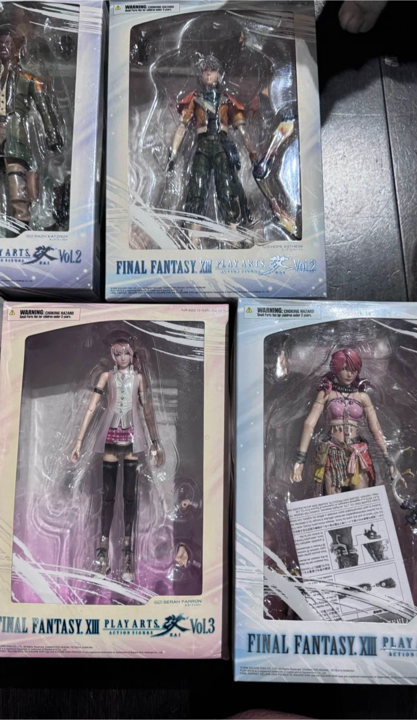 Final Fantasy XIII Play Arts Kai Action Figures - photo 4