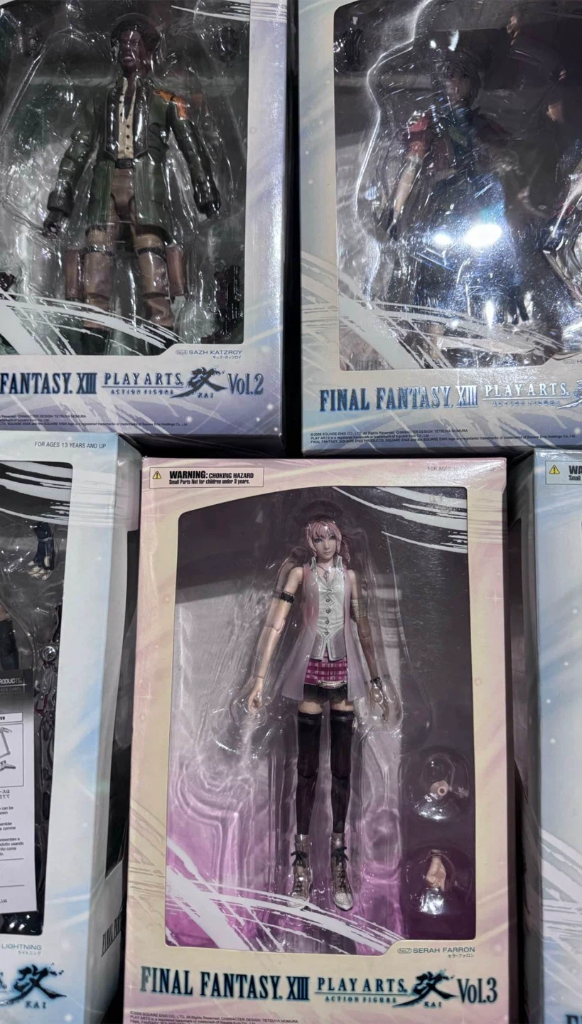 Final Fantasy XIII Play Arts Kai Action Figures - photo 3
