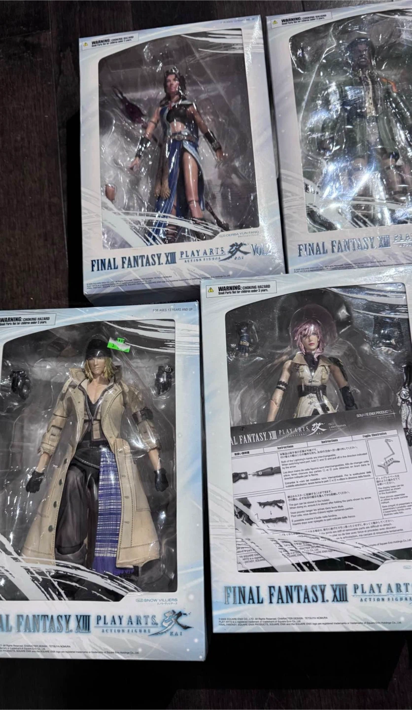 Final Fantasy XIII Play Arts Kai Action Figures - photo 2