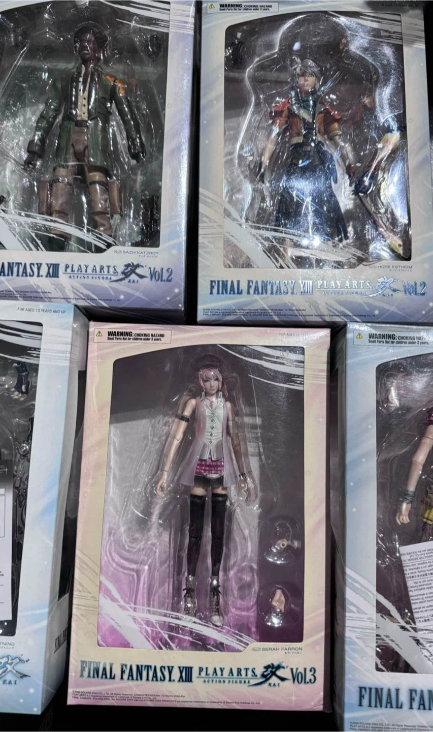 Final Fantasy XIII Play Arts Kai Action Figures - photo 5
