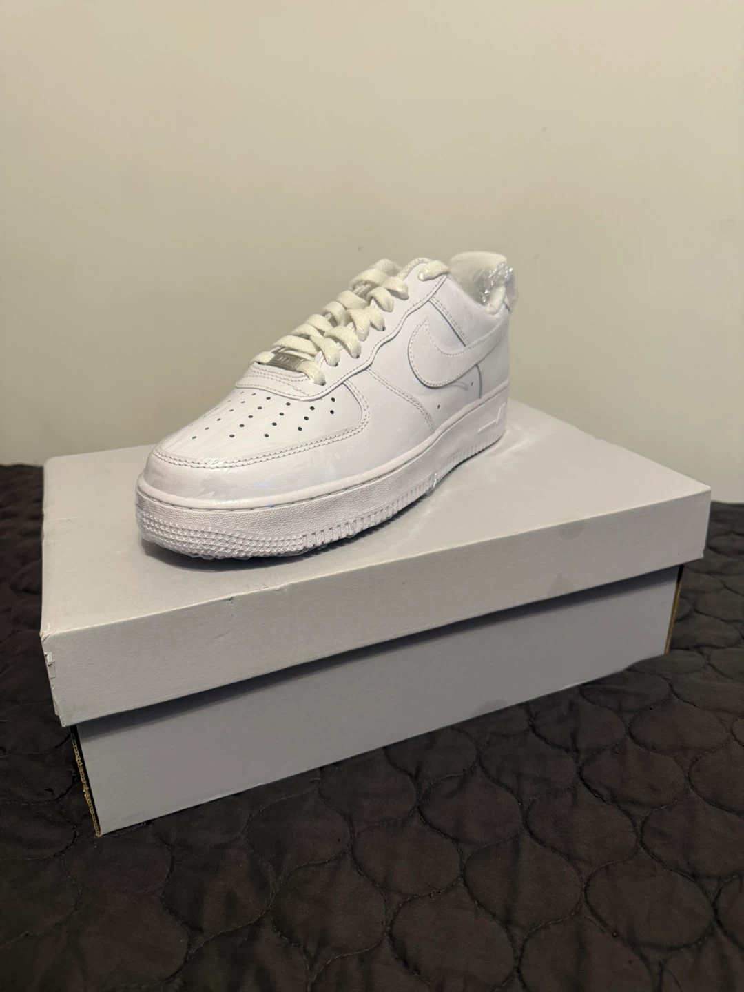 Nike Air Force 1 '07 White Sneakers Size 8.5