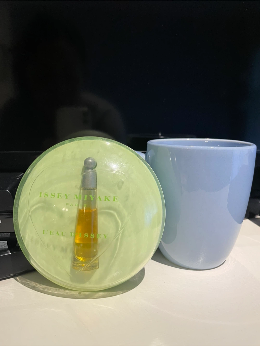 Issey Miyake L'Eau d'Issey Eau de Toilette Mini Perfume - photo 2