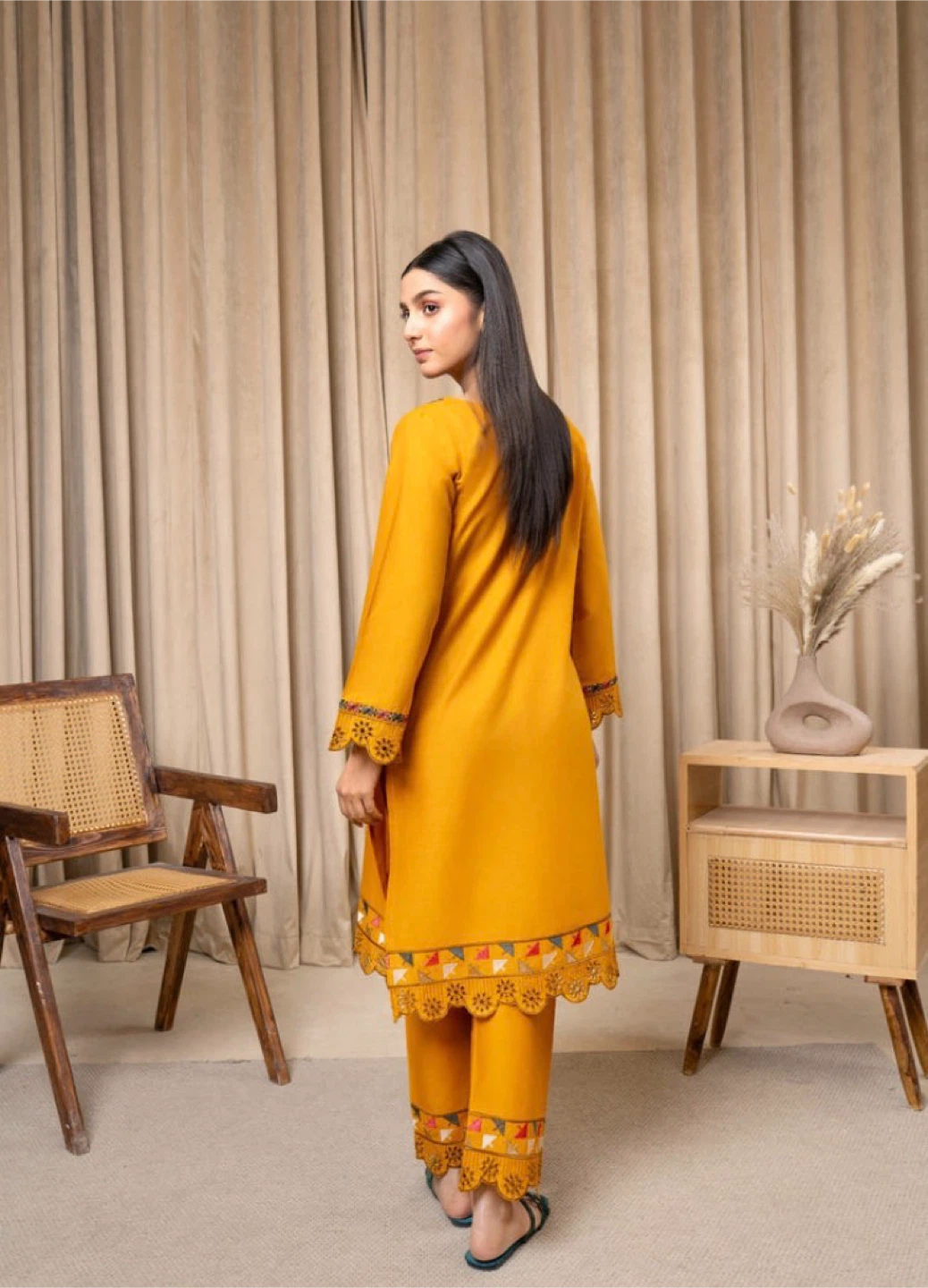 Brand new Mustard Yellow Embroidered Kurta Set - photo 3