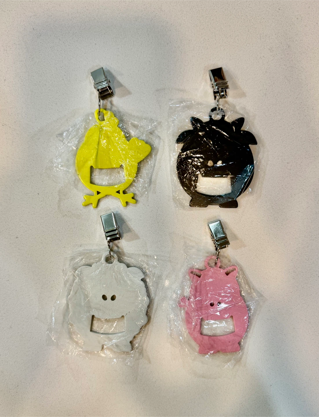 Set of 4 Animal-Shaped Tablecloth Clips_NWT - photo 2