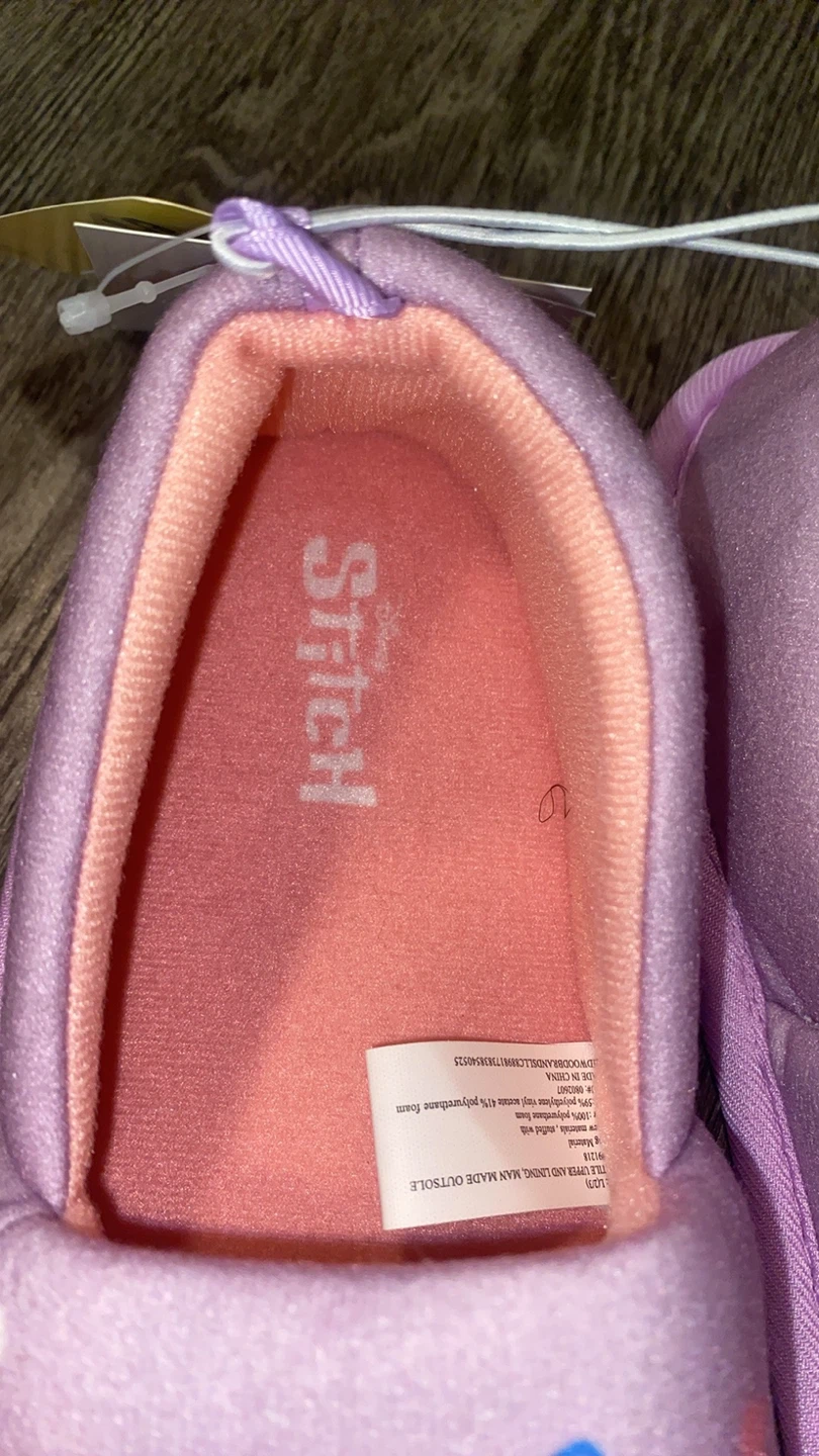 Disney Stitch Slippers - Size 2/3 - photo 4