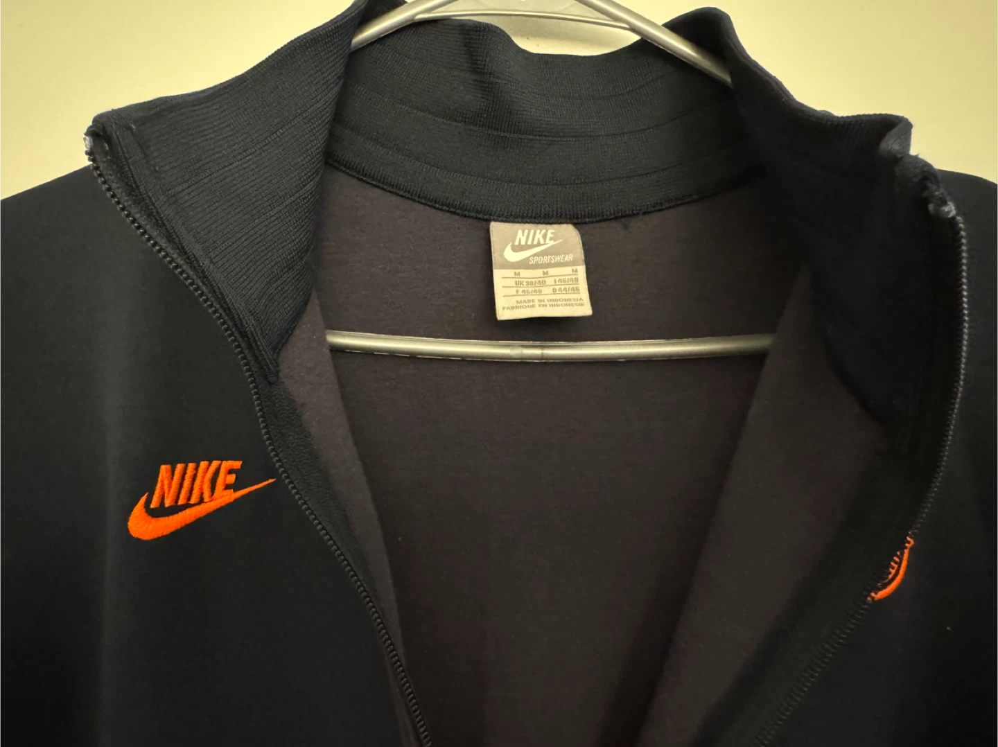 Nike Track Jacket - Men's Medium - photo 2