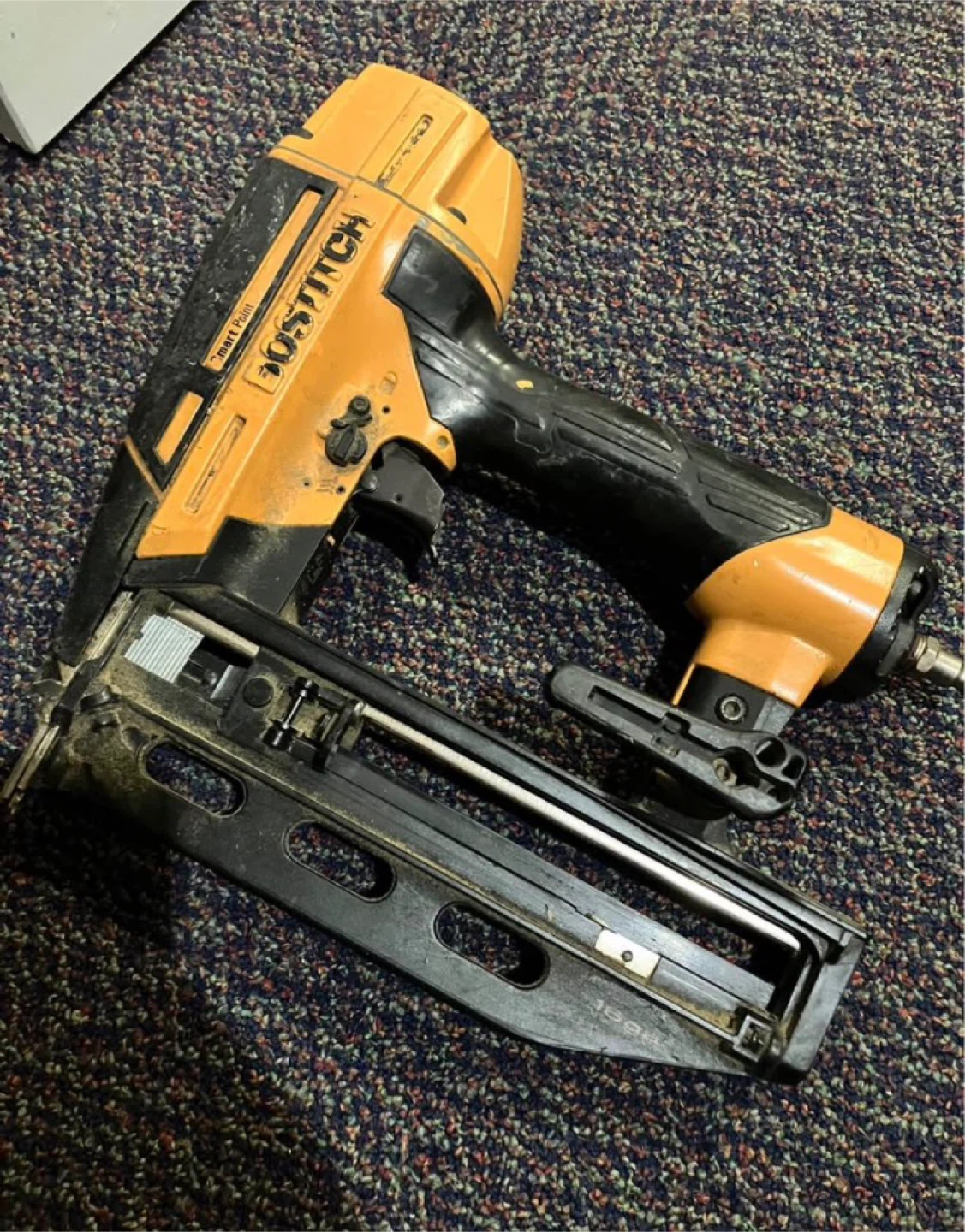 BOSTITCH Brad Nailer