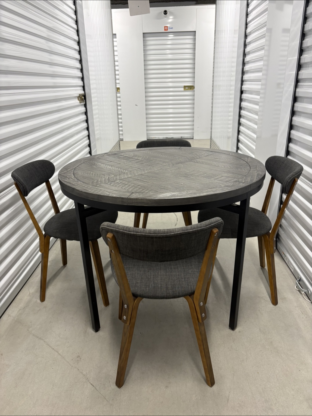 Can deliver—Beautiful dining set.