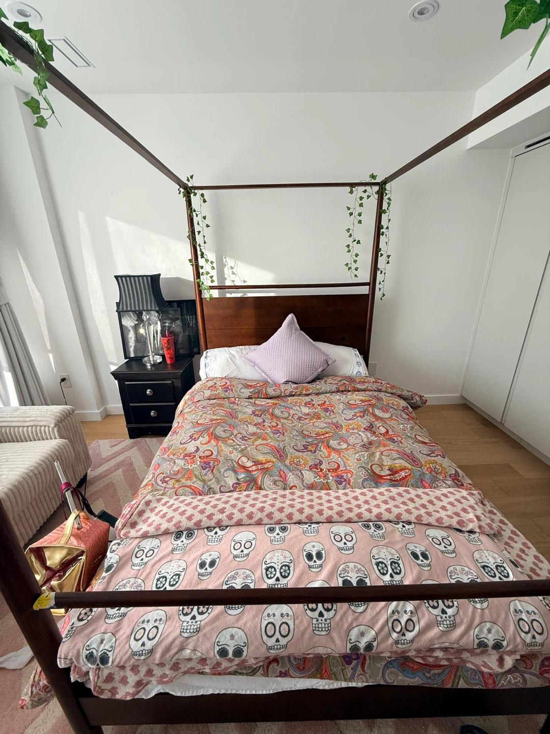 Wooden Canopy Bed Frame - photo 3