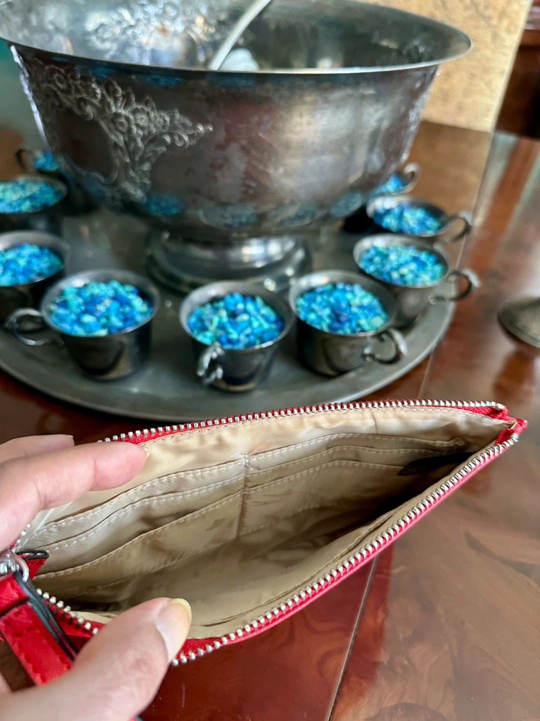 GUESS Red Wristlet Clutch - photo 4