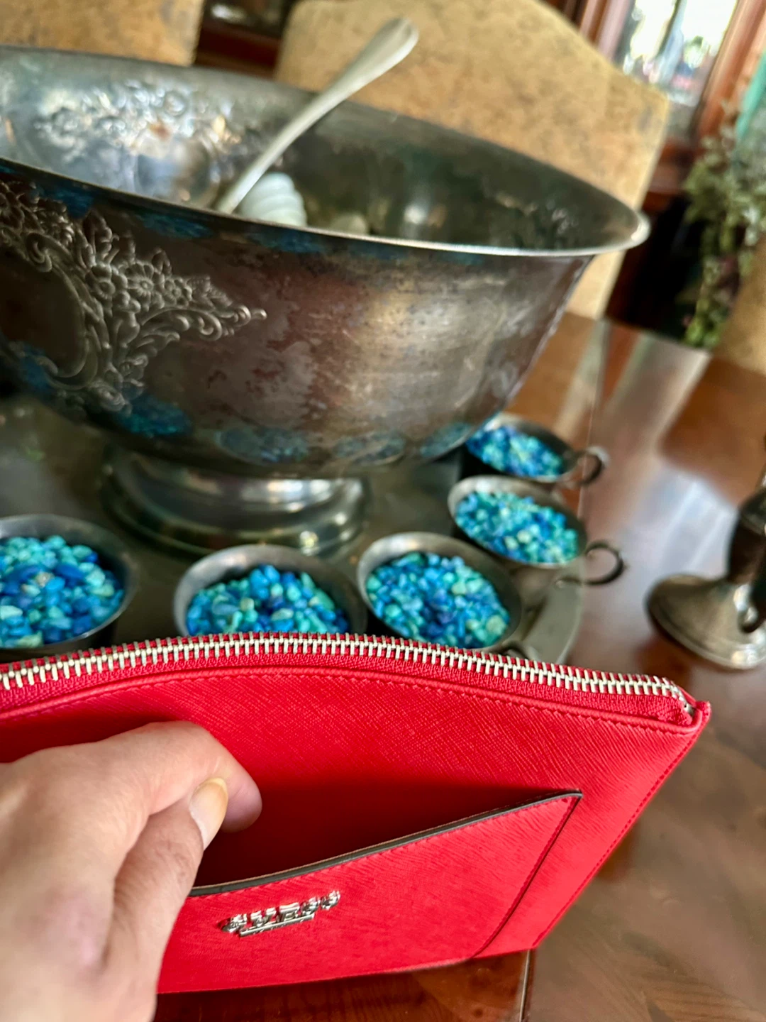 GUESS Red Wristlet Clutch - photo 3