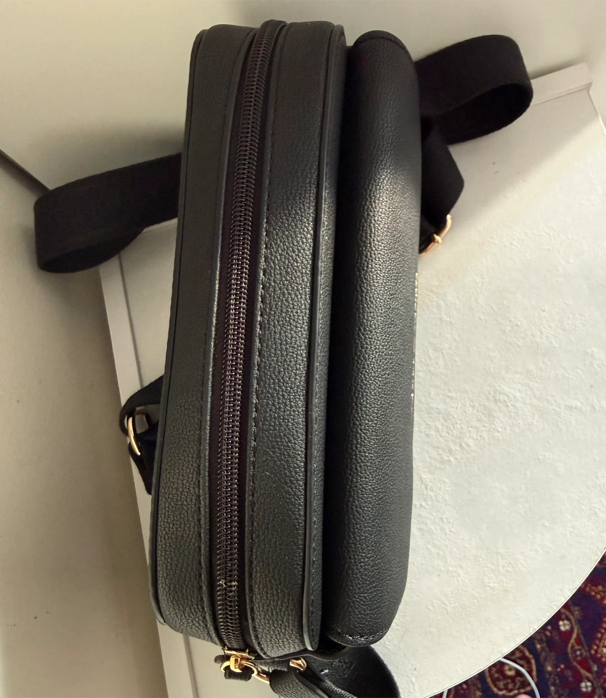 Tommy Hilfiger Black Leather Crossbody Bag - photo 5