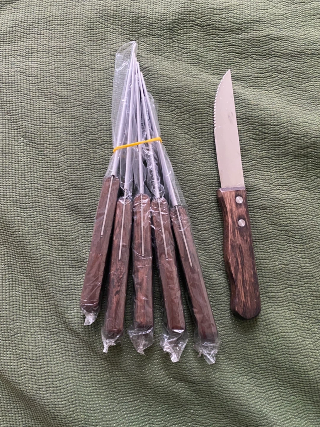 Set of 6 Steak Knives with Wooden Handles