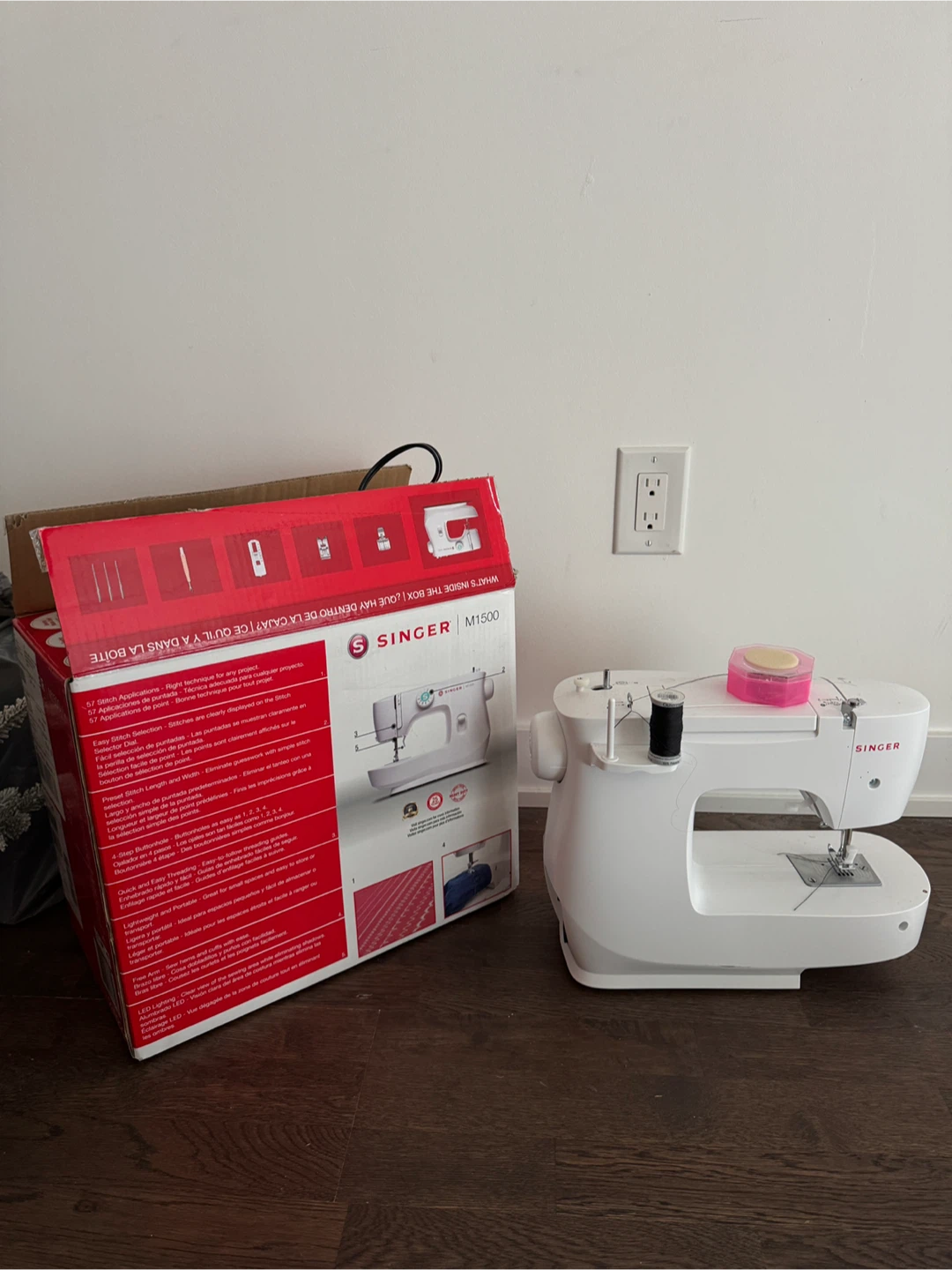 SINGER M1500 Sewing Machine