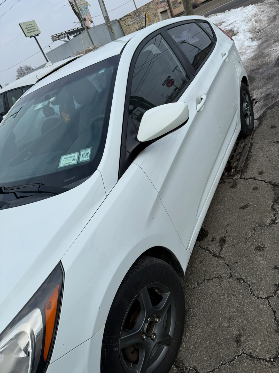White Hyundai Accent 175 M 2012 Clean title - photo 4