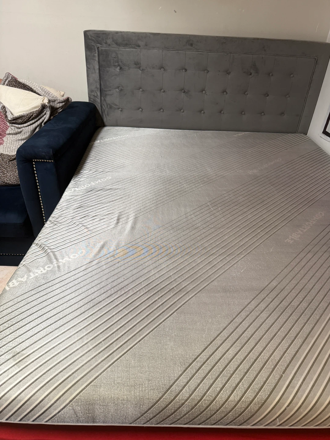 Queen size Mattress - photo 2