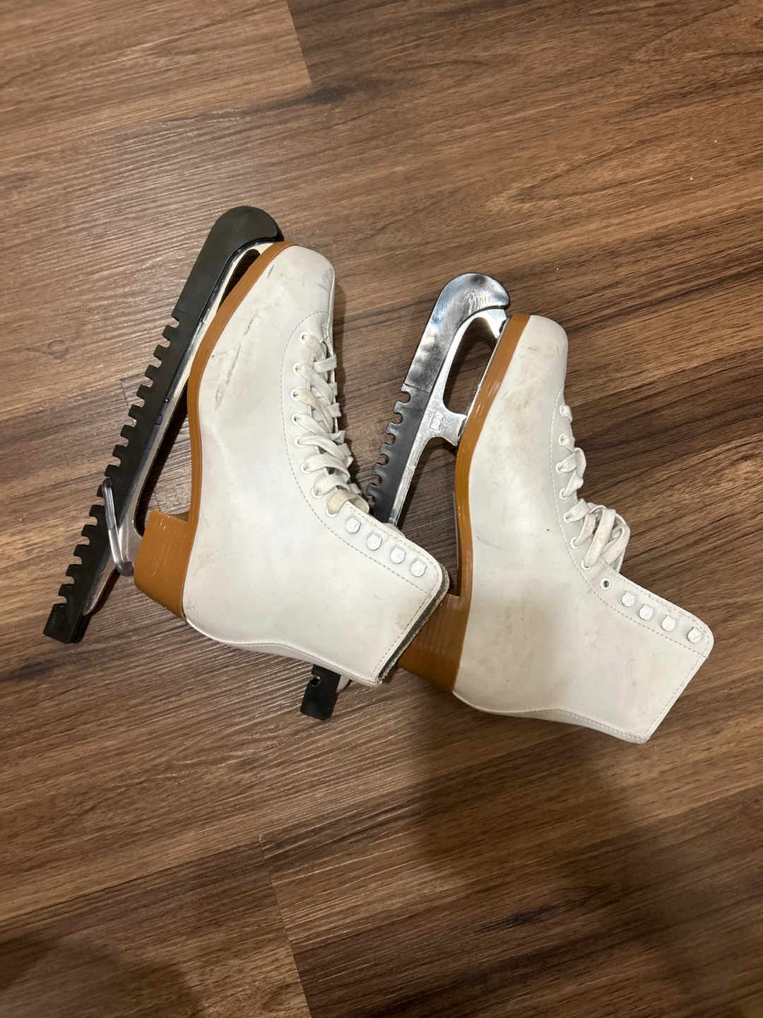 White Figure Skates with Protective Covers - photo 2
