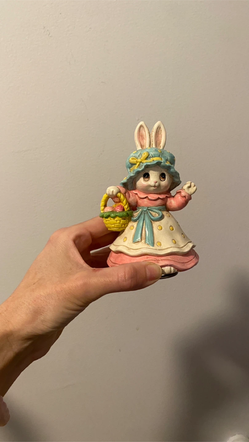 Rare Vintage Lefton 1988 musical bunny