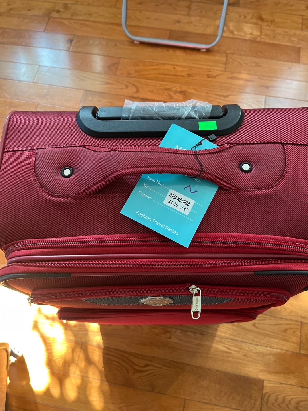 Merano Red 24" Spinner Luggage - photo 2