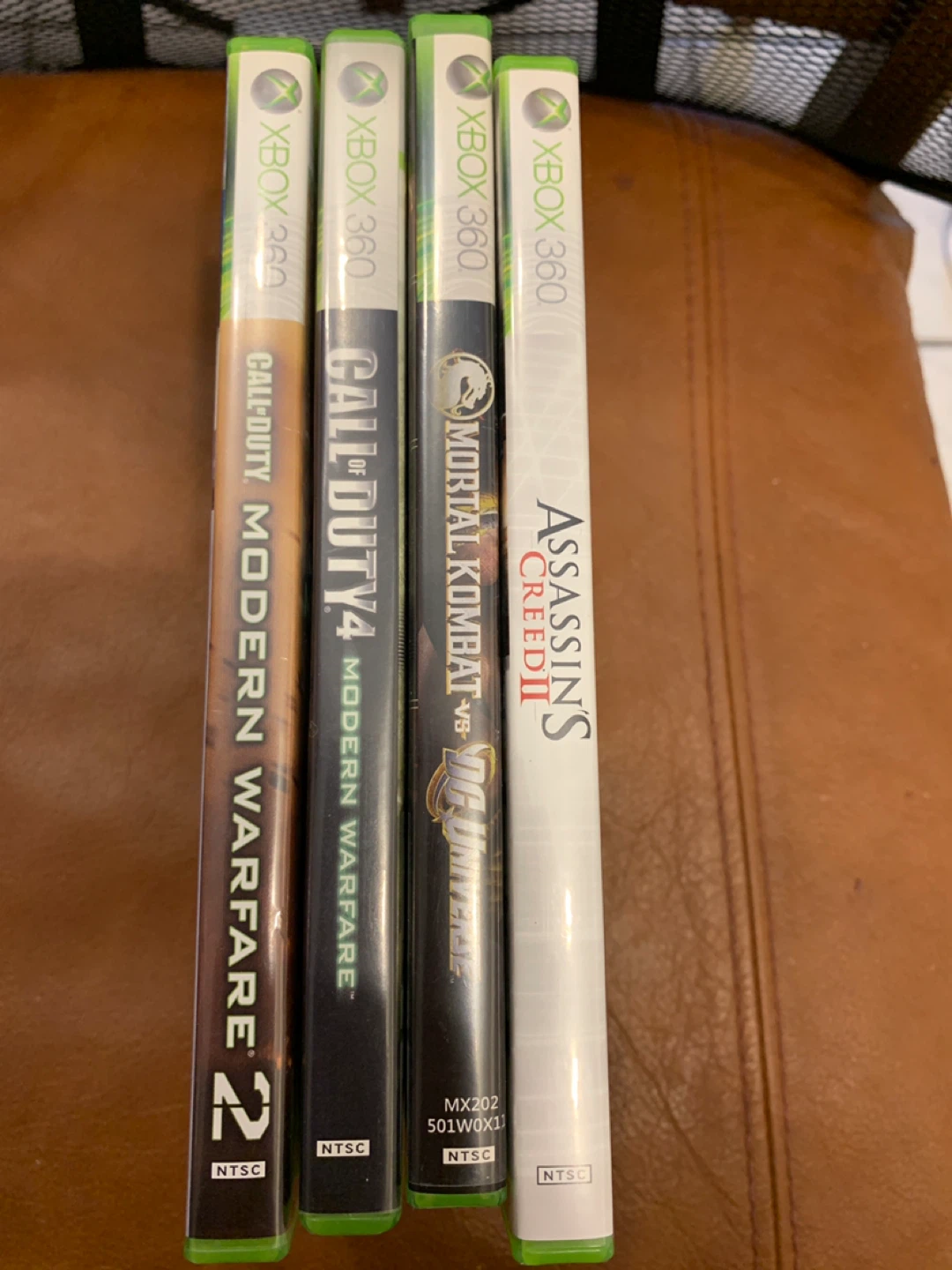 Xbox 360 Video Game Bundle 🧡