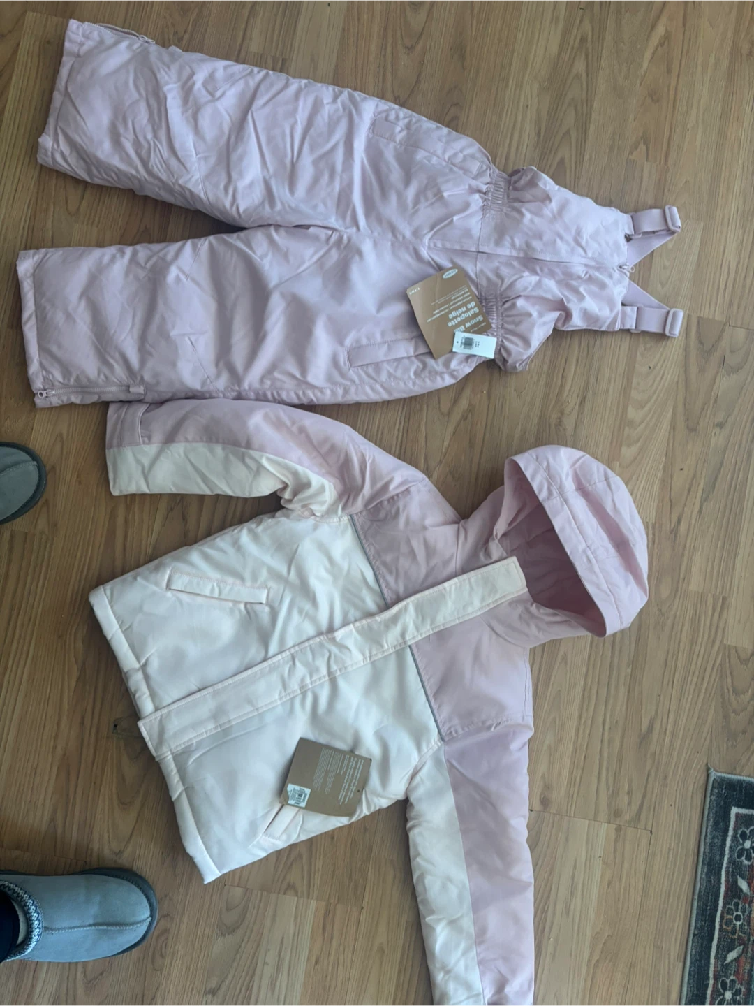 Brand new 3 in 1 GIRL winter jacket and snow pants