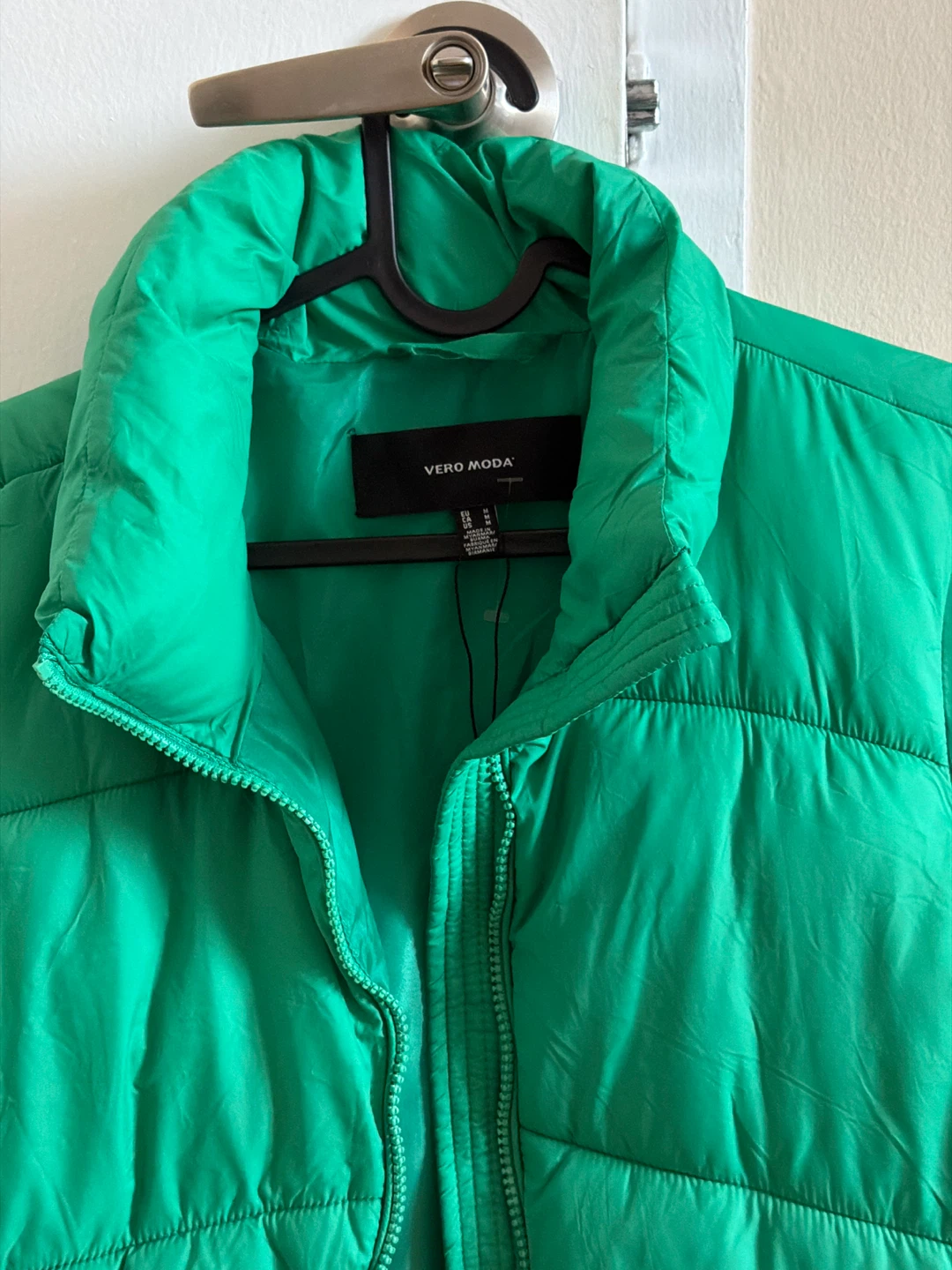 Vero Moda Green Puffer Vest - Medium - photo 2